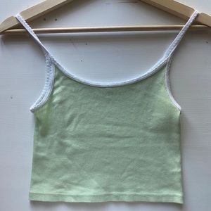 NEW Brandy Melville Skylar Tank 🌿